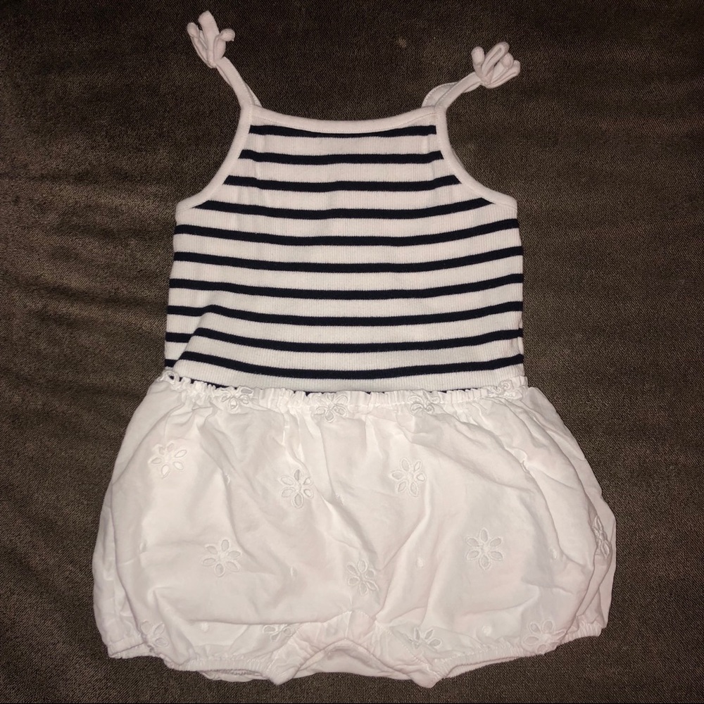 💥BOGO FREE💥 Gap romper